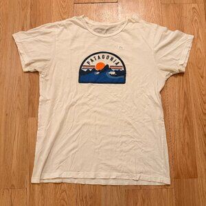 Patagonia Organic Cotton Graphic Tee – Men’s Large
